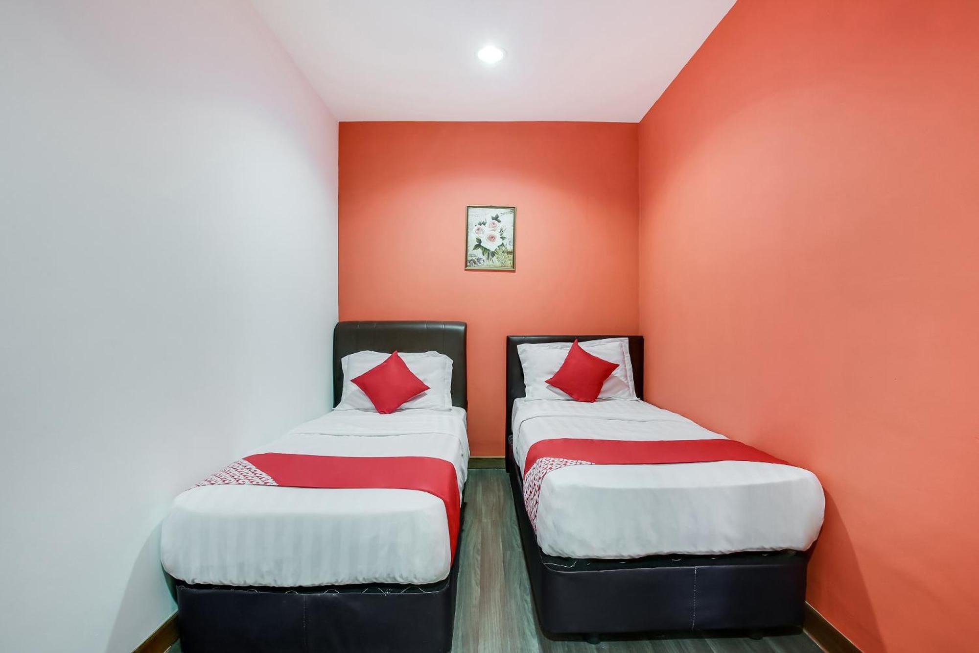 Oyo 90282 Hotel Taj Inn, Seksyen 7 Shah Alam Esterno foto