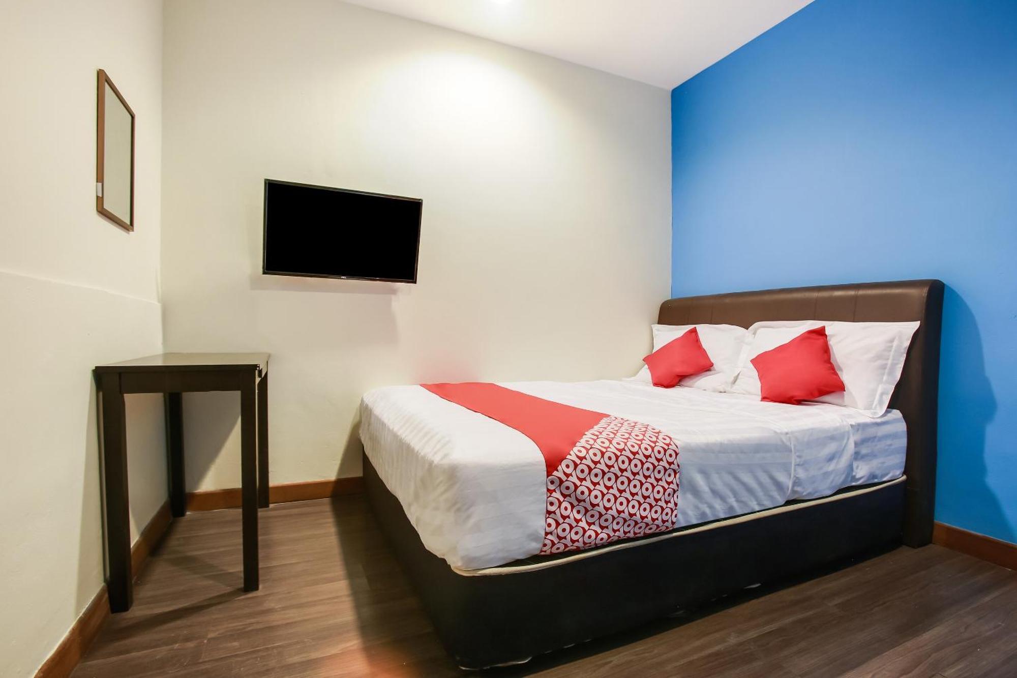 Oyo 90282 Hotel Taj Inn, Seksyen 7 Shah Alam Esterno foto