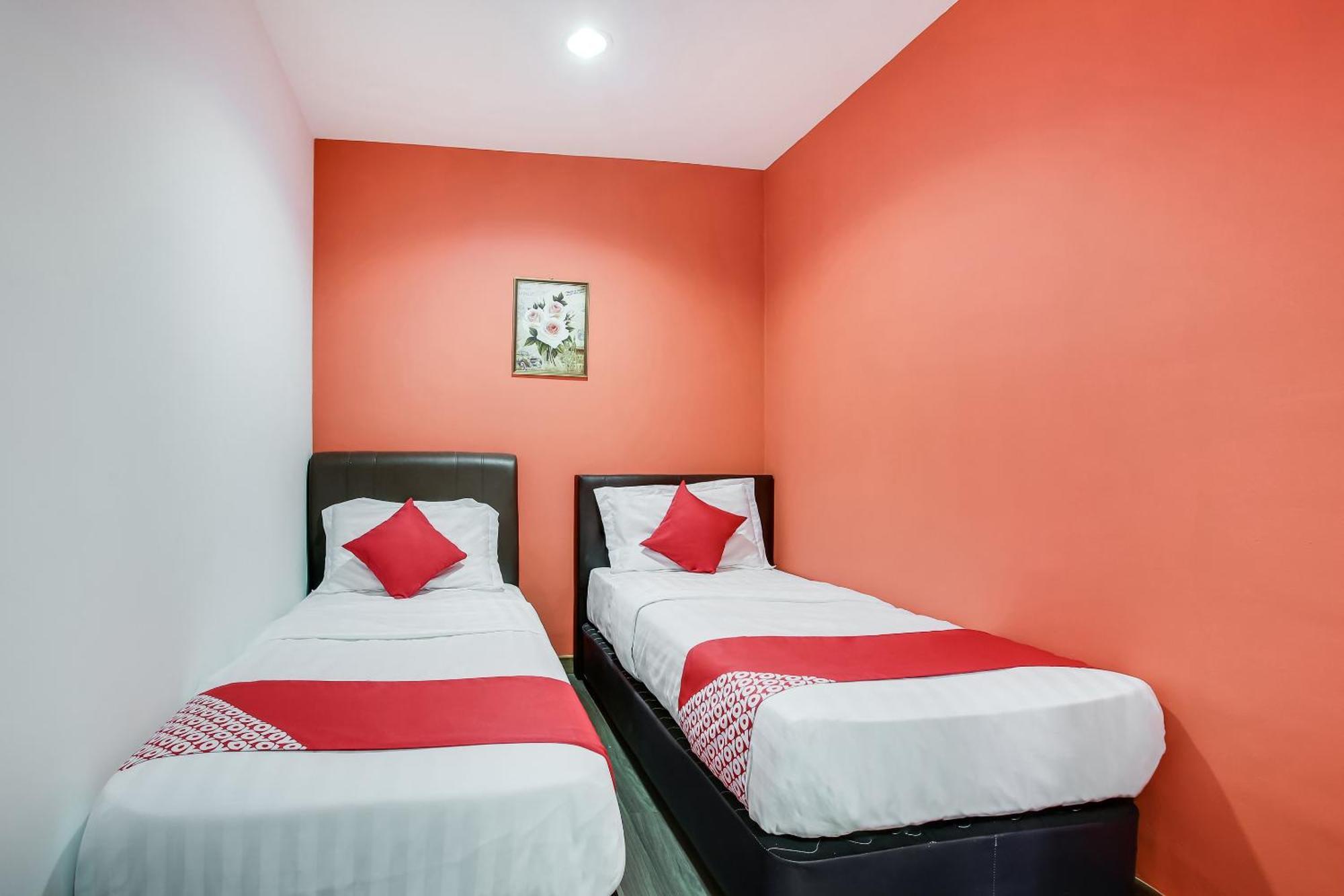 Oyo 90282 Hotel Taj Inn, Seksyen 7 Shah Alam Esterno foto