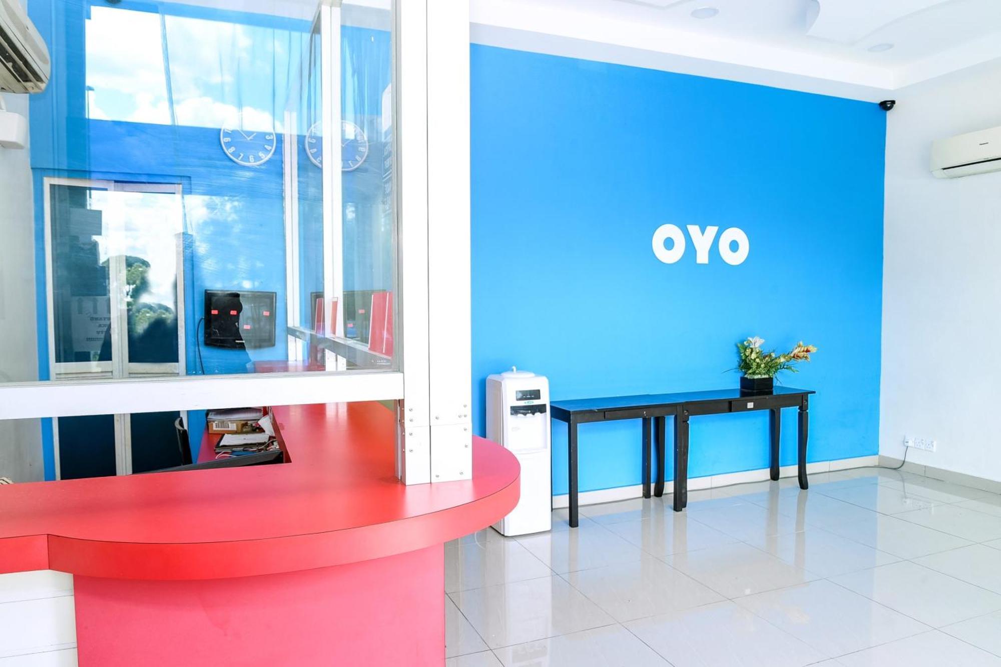 Oyo 90282 Hotel Taj Inn, Seksyen 7 Shah Alam Esterno foto