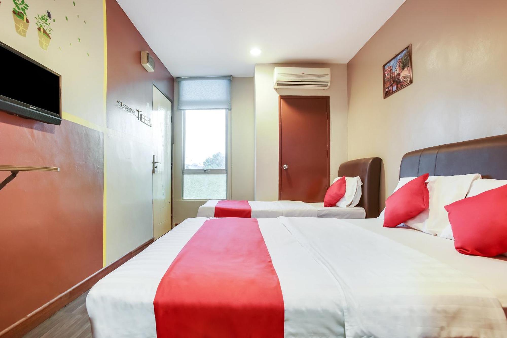 Oyo 90282 Hotel Taj Inn, Seksyen 7 Shah Alam Esterno foto